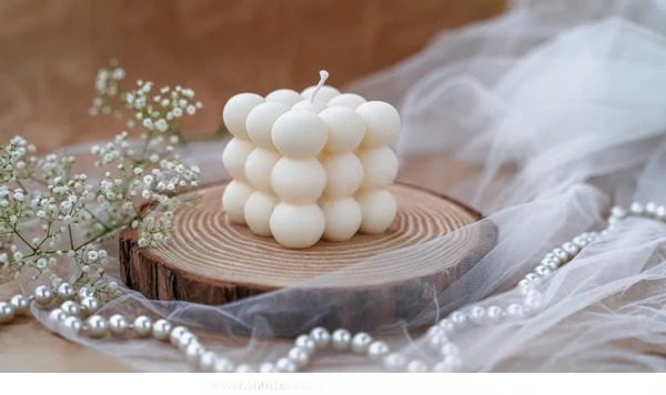 Trendy Bubble Candle — Stylish & Cozy Ambiance